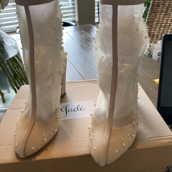 🤍JADE’ BOOTIES🤍 - Picture 2 of 10